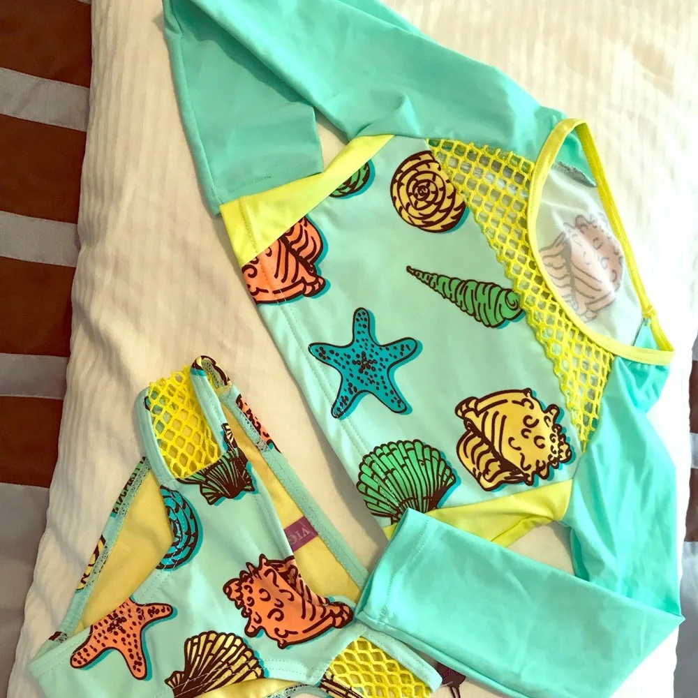 Vigoss Child’s swim suit‎